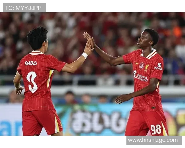 与足球巨星同场竞技:一天成为他们的队友感受超凡球场魅力 与足球巨星同场竞技:一天成为他们的队友感受超凡球场魅力