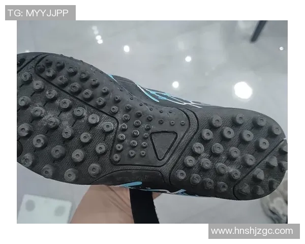 球星偏爱穿的足球袜背后究竟有哪些秘密和科技成分解析 球星偏爱穿的足球袜背后究竟有哪些秘密和科技成分解析